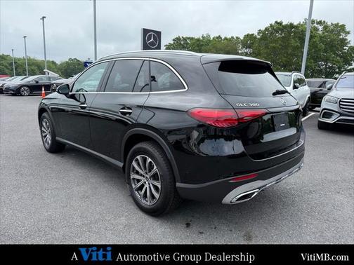 2025 Mercedes-Benz GLC 300 4MATIC