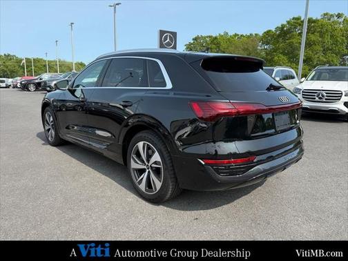 2024 Audi Q8 e-tron Premium Plus
