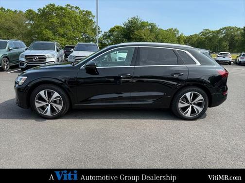 2024 Audi Q8 e-tron Premium Plus