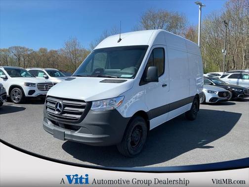 2025 Mercedes-Benz Sprinter 2500 Standard Roof
