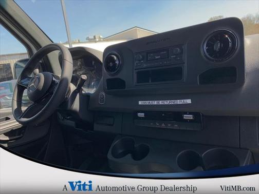 2025 Mercedes-Benz Sprinter 2500 Standard Roof