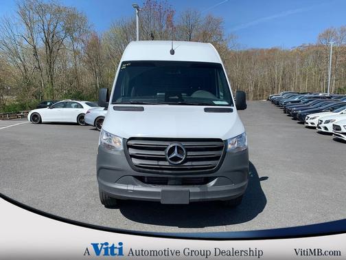 2025 Mercedes-Benz Sprinter 2500 Standard Roof