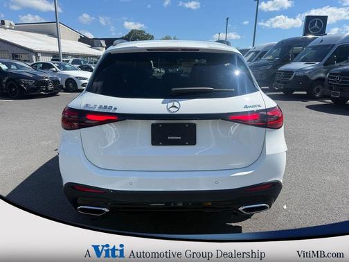 2026 Mercedes-Benz GLC 350e Base