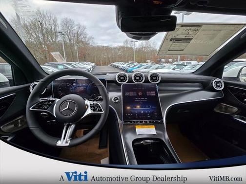 2025 Mercedes-Benz GLC 350e Base