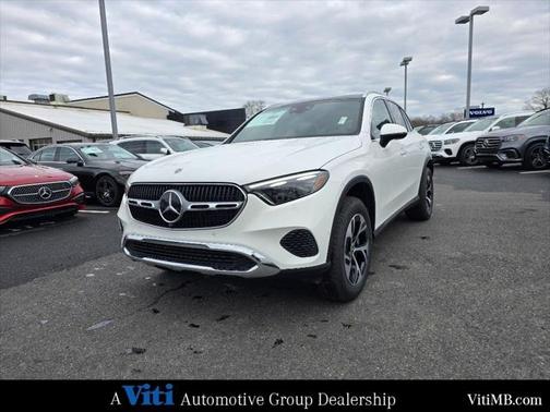 2025 Mercedes-Benz GLC 350e Base