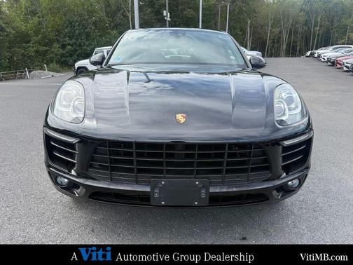 2017 Porsche Macan Base
