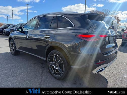 2026 Mercedes-Benz GLC 300 4MATIC
