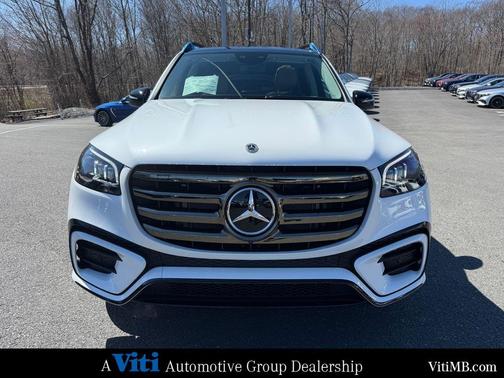 MANUFAKTUR Moonlight White Metallic 2026 Mercedes-Benz GLS 450 4MATIC