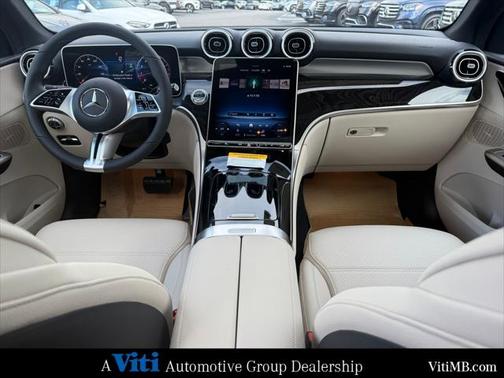 2025 Mercedes-Benz GLC 300 4MATIC