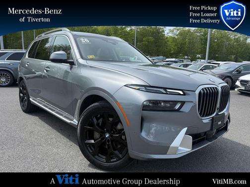 Skyscraper Gray Metallic 2026 BMW X7 xDrive40i