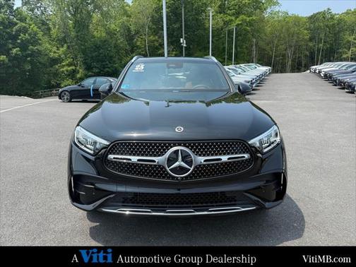2025 Mercedes-Benz GLC 300 4MATIC
