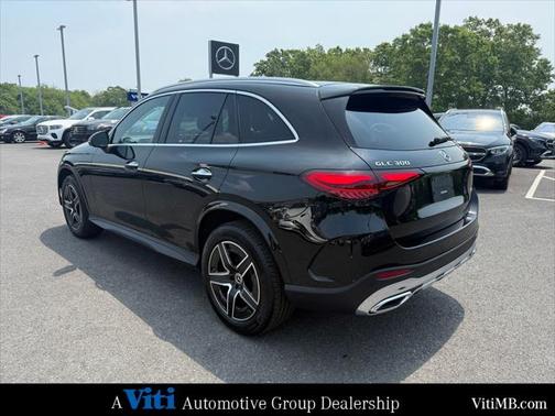 2025 Mercedes-Benz GLC 300 4MATIC