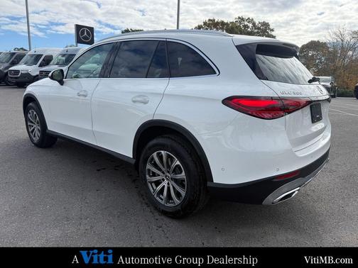 2026 Mercedes-Benz GLC 300 4MATIC