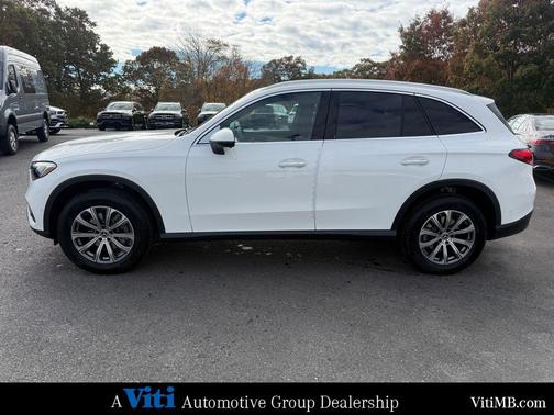 2026 Mercedes-Benz GLC 300 4MATIC