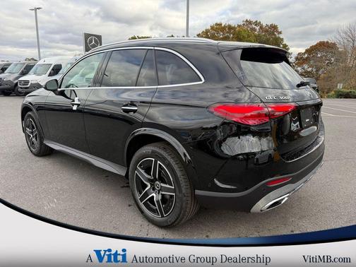2026 Mercedes-Benz GLC 300 4MATIC