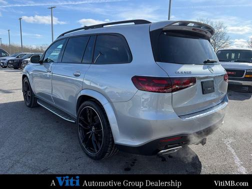 2025 Mercedes-Benz GLS 580 4MATIC