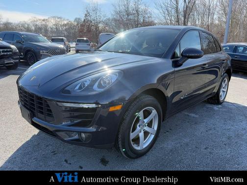2018 Porsche Macan Base