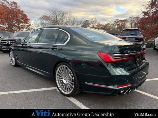 2022 BMW ALPINA B7 xDrive