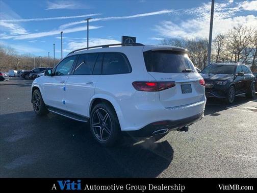 2025 Mercedes-Benz GLS 450 4MATIC