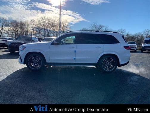 2025 Mercedes-Benz GLS 450 4MATIC