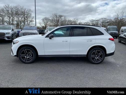 2025 Mercedes-Benz GLC 300 4MATIC