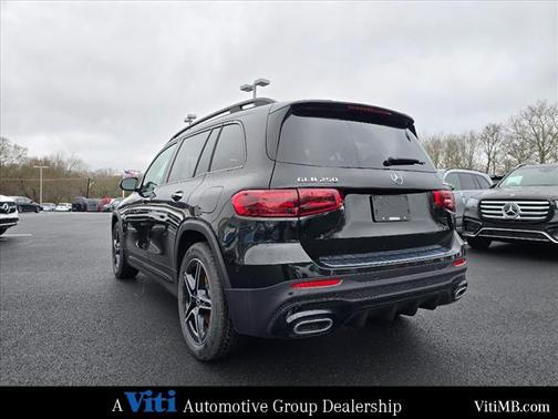 2024 Mercedes-Benz GLB 250 4MATIC