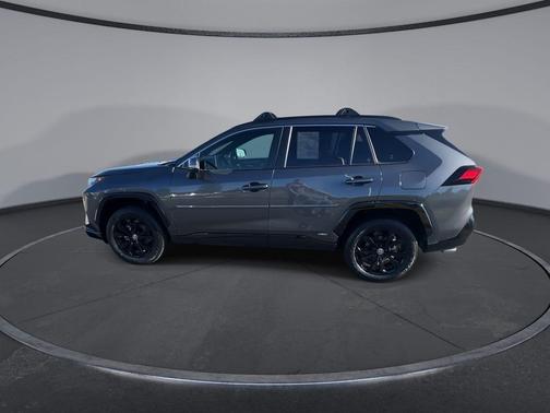 2024 Toyota RAV4 Hybrid SE