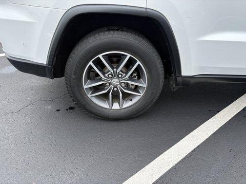 Bright White Clearcoat 2018 Jeep Grand Cherokee Limited