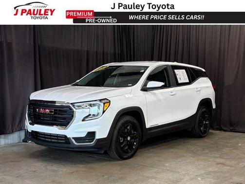 Summit White 2024 GMC Terrain SLE