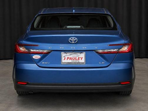 Ocean 2025 Toyota Camry LE