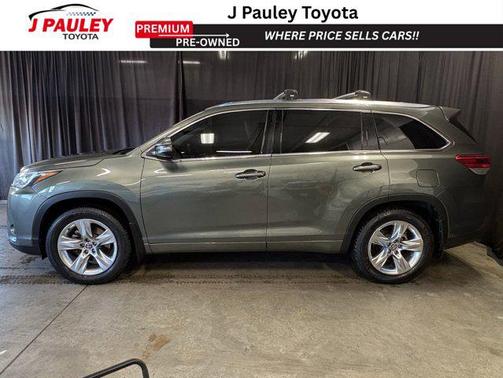 2017 Toyota Highlander Limited