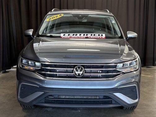 Platinum Gray Metallic 2024 Volkswagen Tiguan 2.0T Wolfsburg Edition
