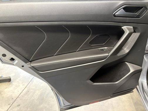 Pyrite Silver Metallic 2024 Volkswagen Tiguan 2.0T SE R-Line Black