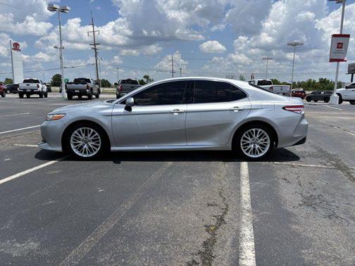 2018 Toyota Camry XLE