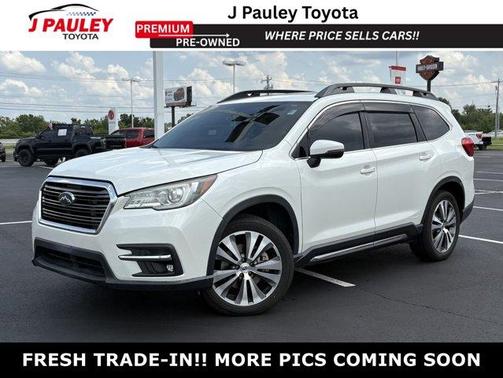 Crystal White Pearl 2020 Subaru Ascent Limited 8-Passenger