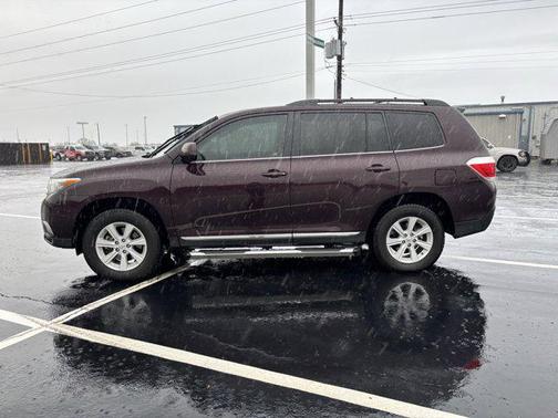 2013 Toyota Highlander SE