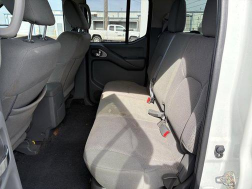 2020 Nissan Frontier SV