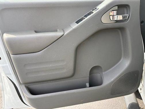 2020 Nissan Frontier SV