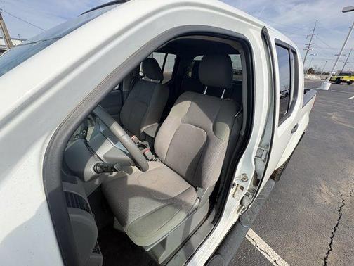 2020 Nissan Frontier SV