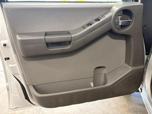 Silver Lightning 2011 Nissan Xterra S