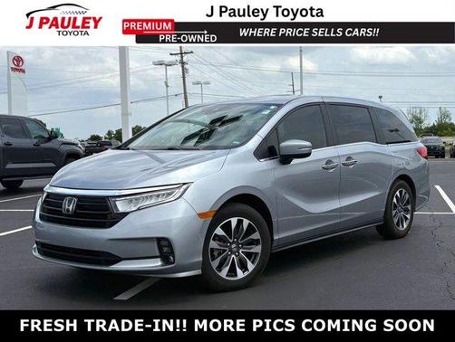 Lunar Silver Metallic 2024 Honda Odyssey EX-L