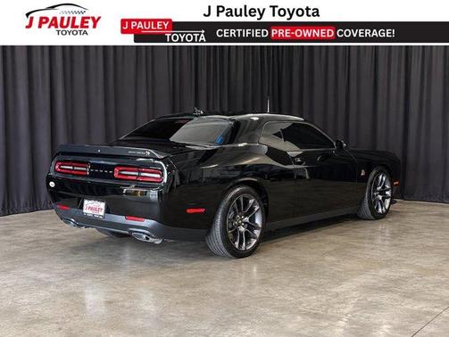 Pitch Black Clearcoat 2023 Dodge Challenger R/T Scat Pack