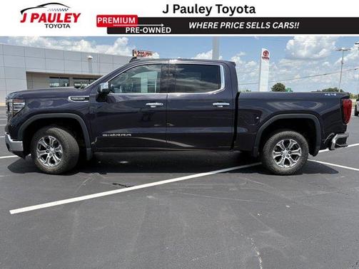 Titanium Rush Metallic 2022 GMC Sierra 1500 SLT