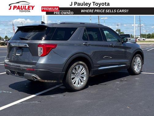 Carbonized Gray Metallic 2024 Ford Explorer Limited