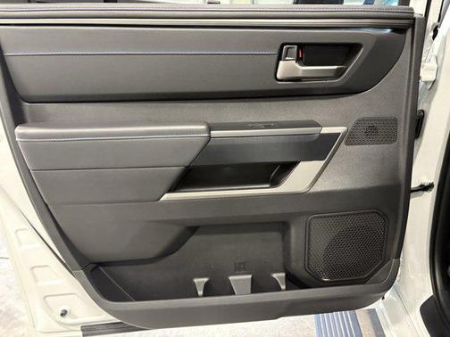 2026 Toyota Tundra Hybrid Platinum