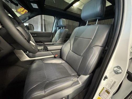 2026 Toyota Tundra Hybrid Platinum