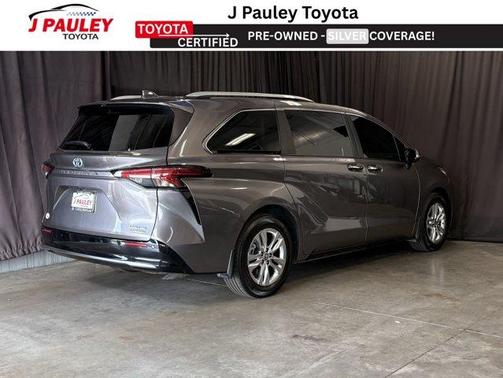 Predawn Gray Mica 2022 Toyota Sienna Limited