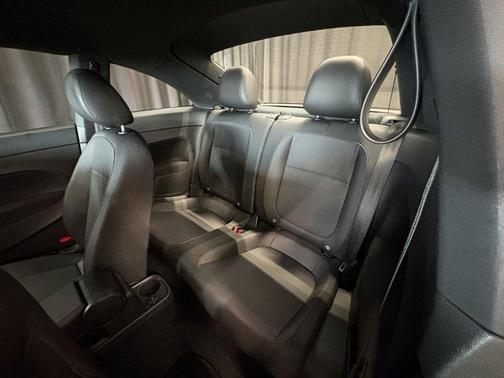 Platinum Gray Metallic 2016 Volkswagen Beetle 1.8T
