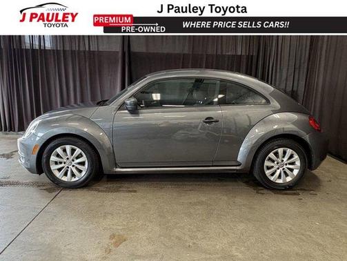 Platinum Gray Metallic 2016 Volkswagen Beetle 1.8T