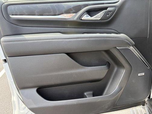 White Frost Tri-Coat 2024 GMC Yukon Denali